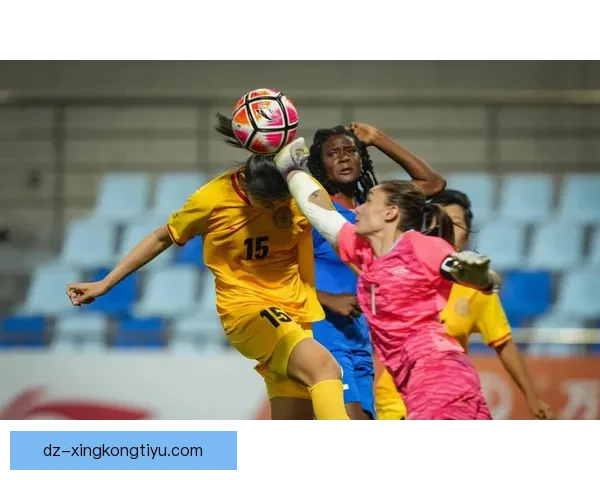 中国女足3-0胜乌兹别克斯坦锁定出线